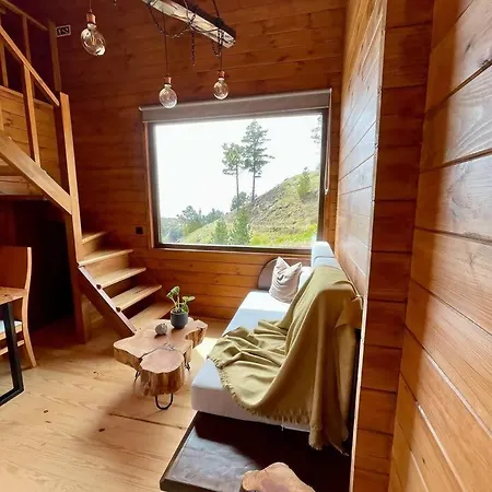 Lüks kamp alanı Mountain Eco Shelter 4 *